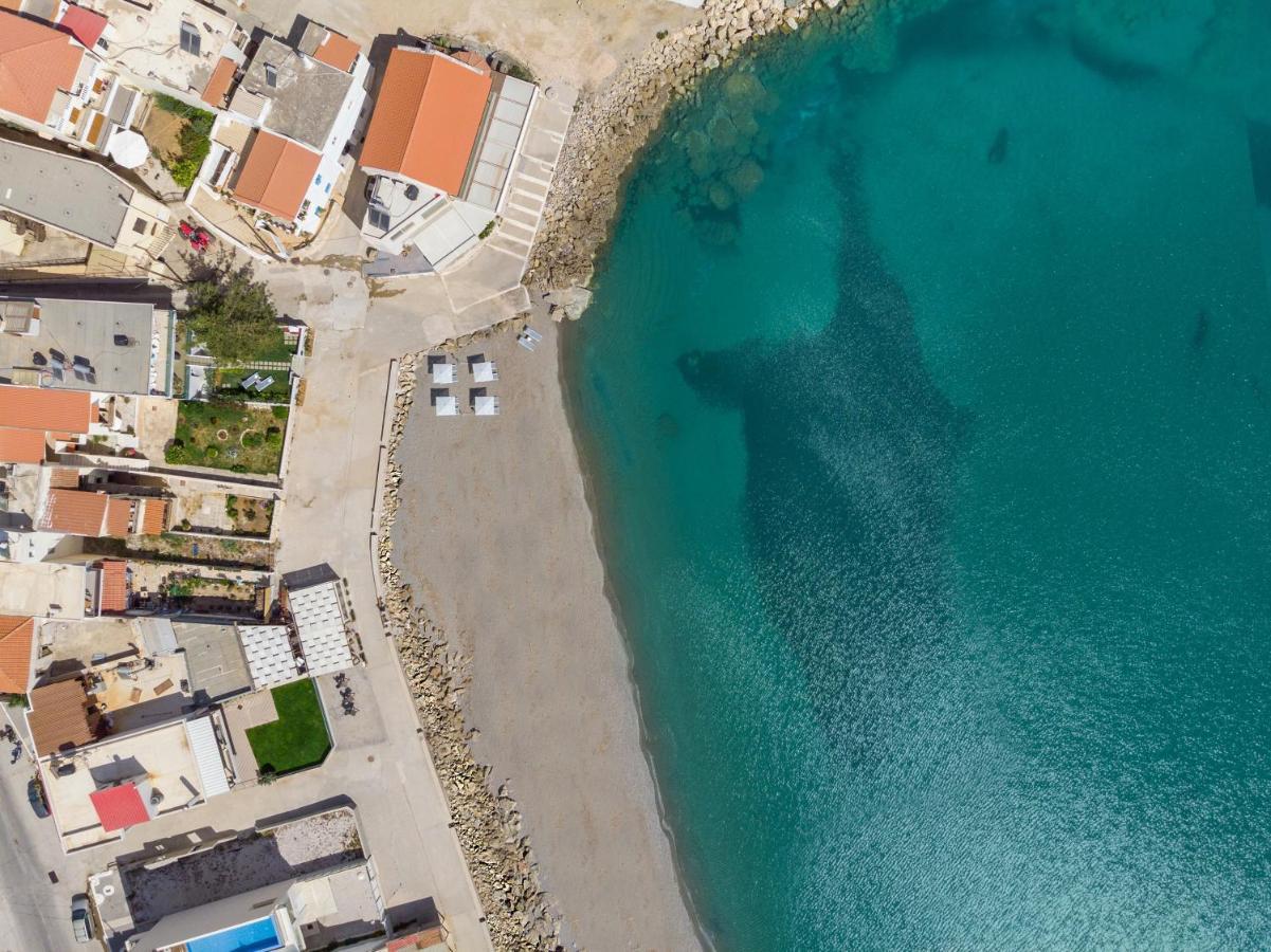 Kolymbari Sea Front Cozy Apartments Buitenkant foto